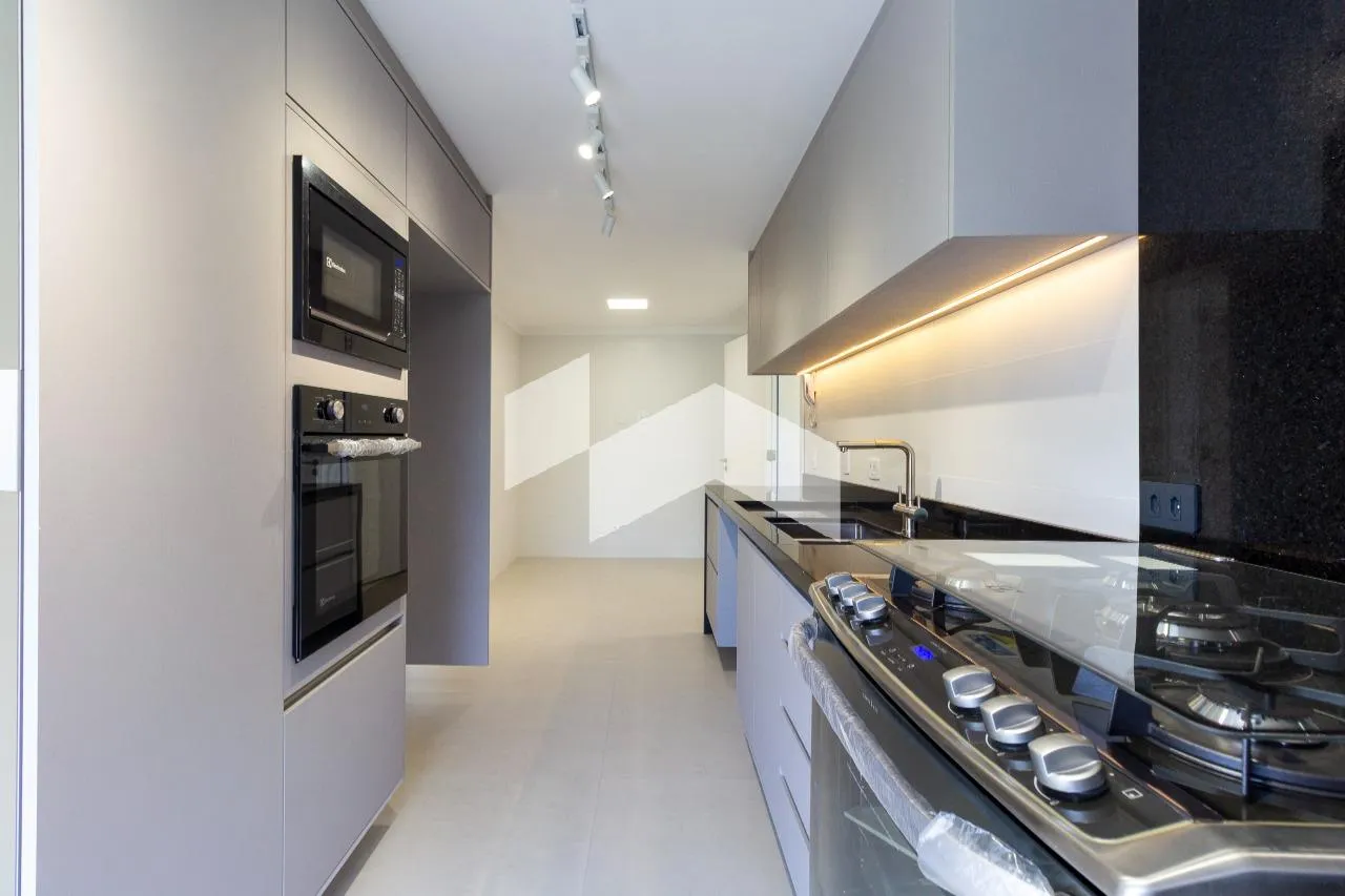 158 m² 4-bedroom apartment with private BBQ — photo 2
