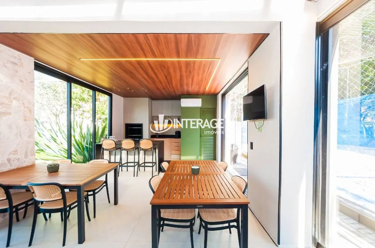 3-bedroom house with a washing machine in Curitiba — photo 22