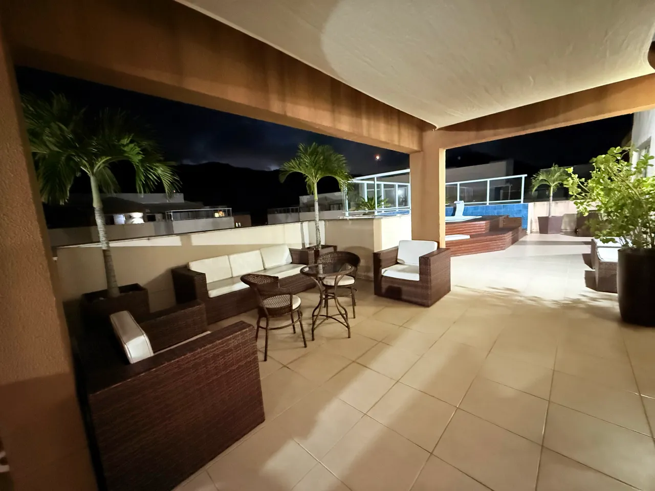 Apartamento cobertura mobiliado com 3 quartos e 3 banheiros — photo 19