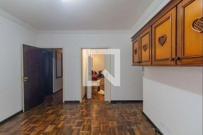 Furnished apartment with 3 bedrooms and no parking — photo 8