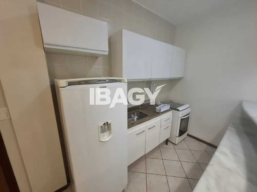 Apartamento de 2 dormitórios com piscina ao ar livre — photo 18