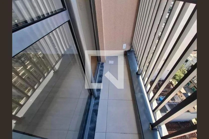 1-bedroom apartment with balcony and 38 m² — photo 13
