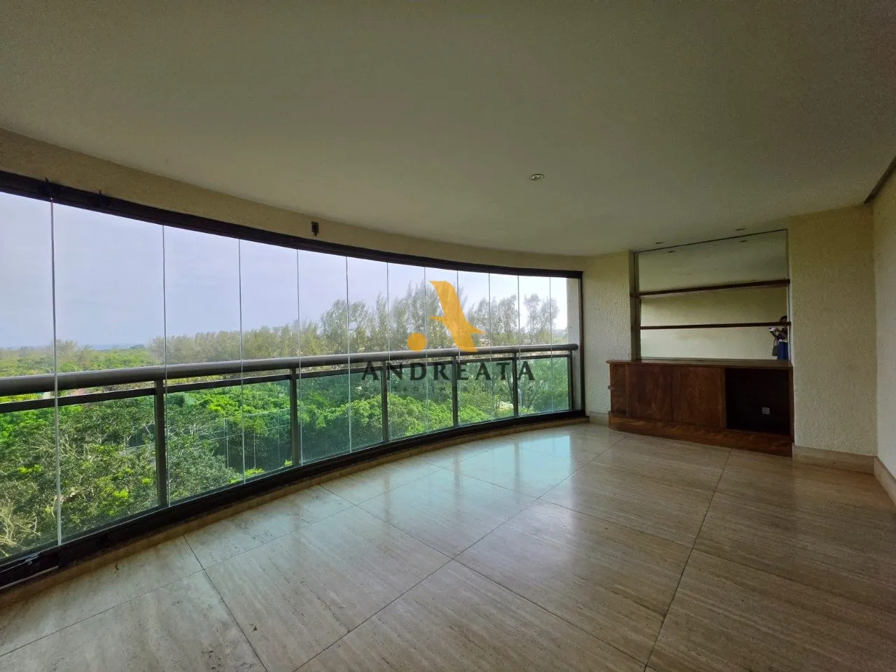 Apartment on the 5th floor with a glass-enclosed balcony — photo 20