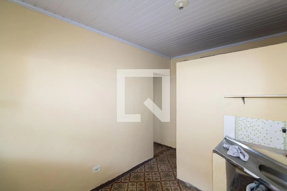Studio for rent with 1 bedroom and 1 bathroom — photo 2