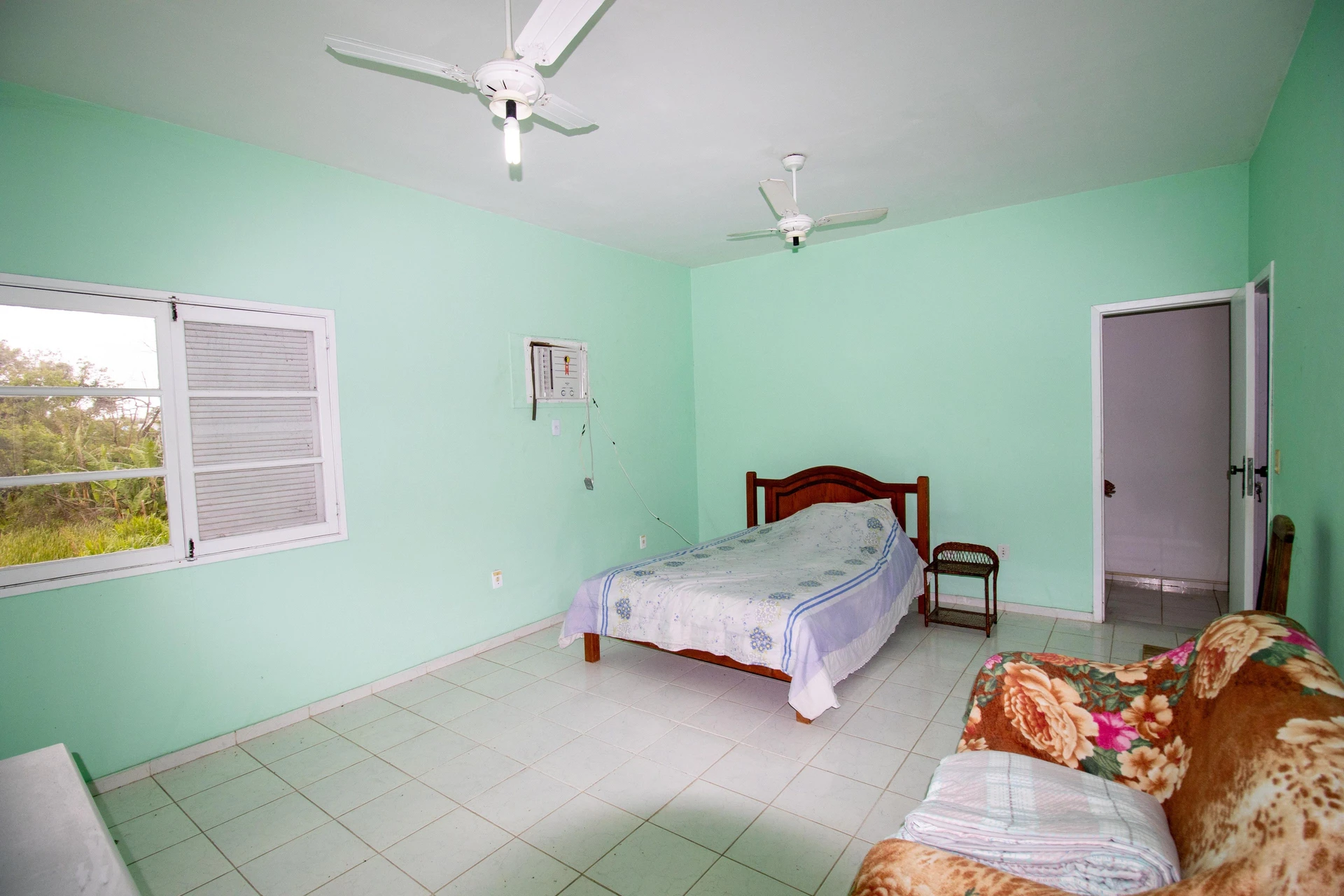 Casa amueblada con 5 dormitorios y balcón — photo 14