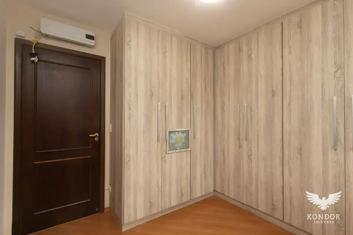 3-bedroom house with a home office in Curitiba — photo 17