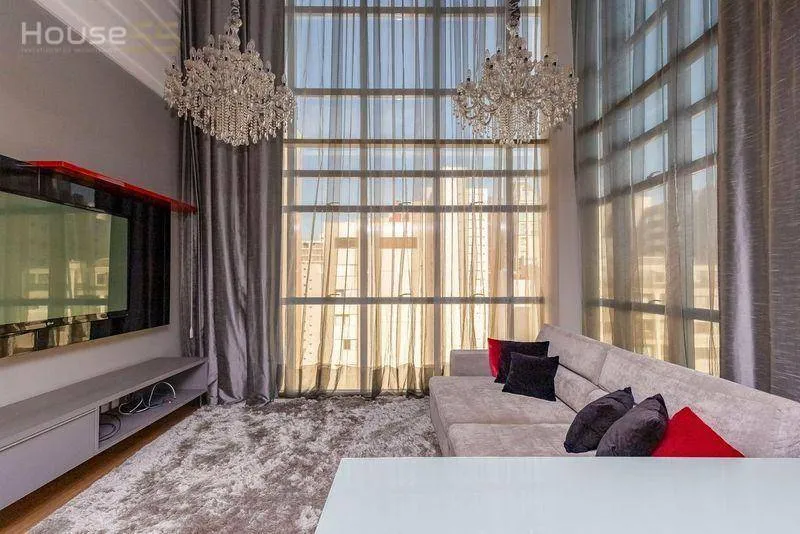 113 m² apartment with 1 bedroom and a balcony — photo 3