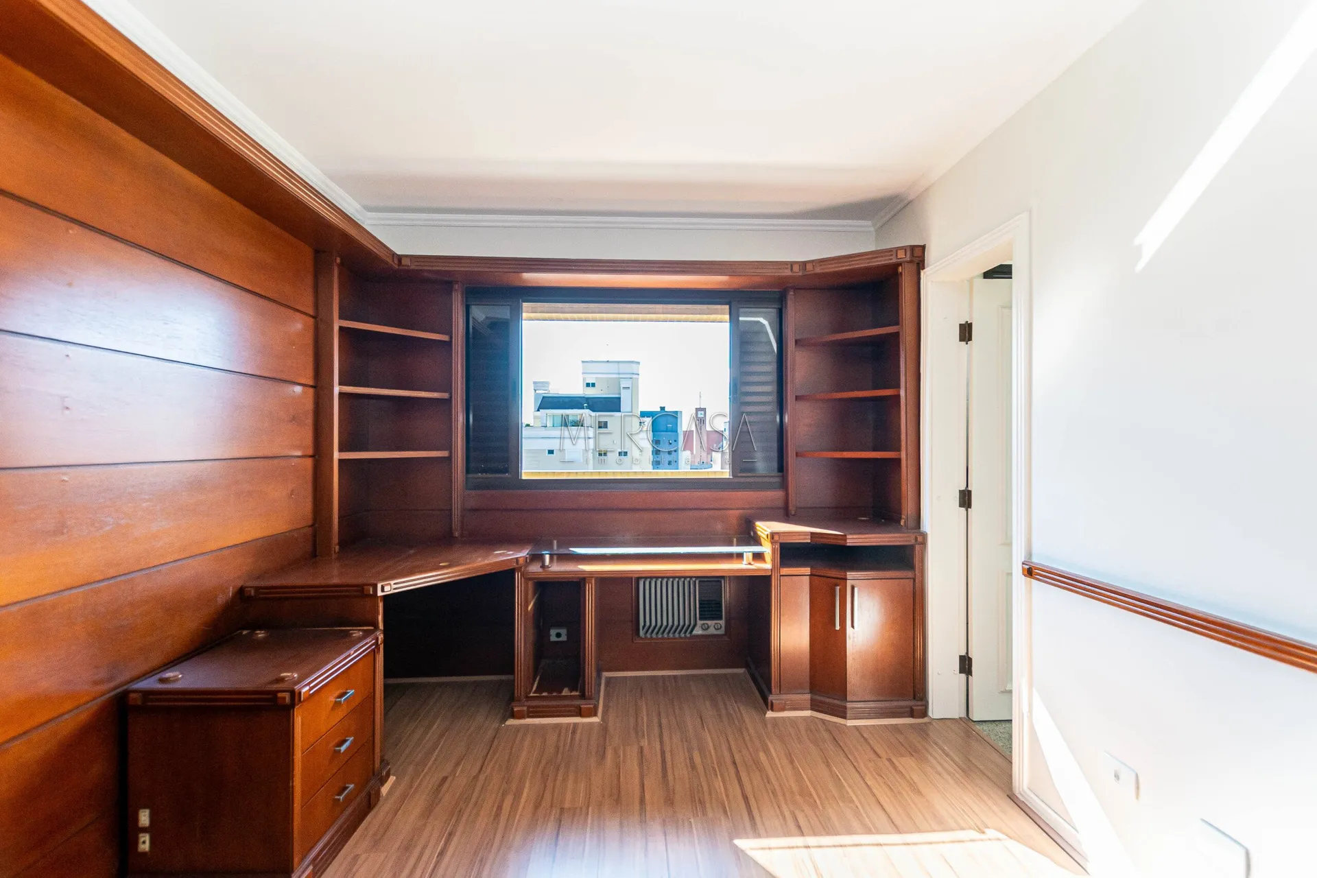 Apartamento com 3 quartos, 5 banheiros e 4 vagas — photo 28