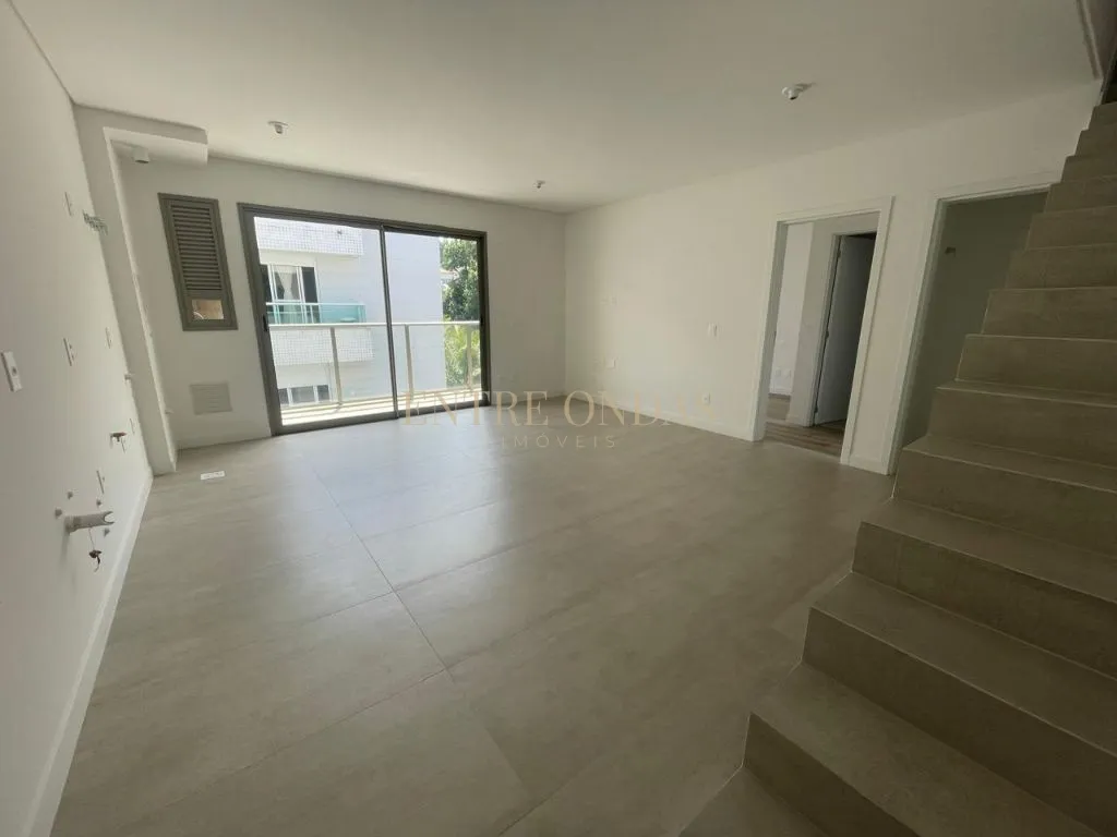 2-bedroom apartment with a washing machine in Florianópolis — photo 24