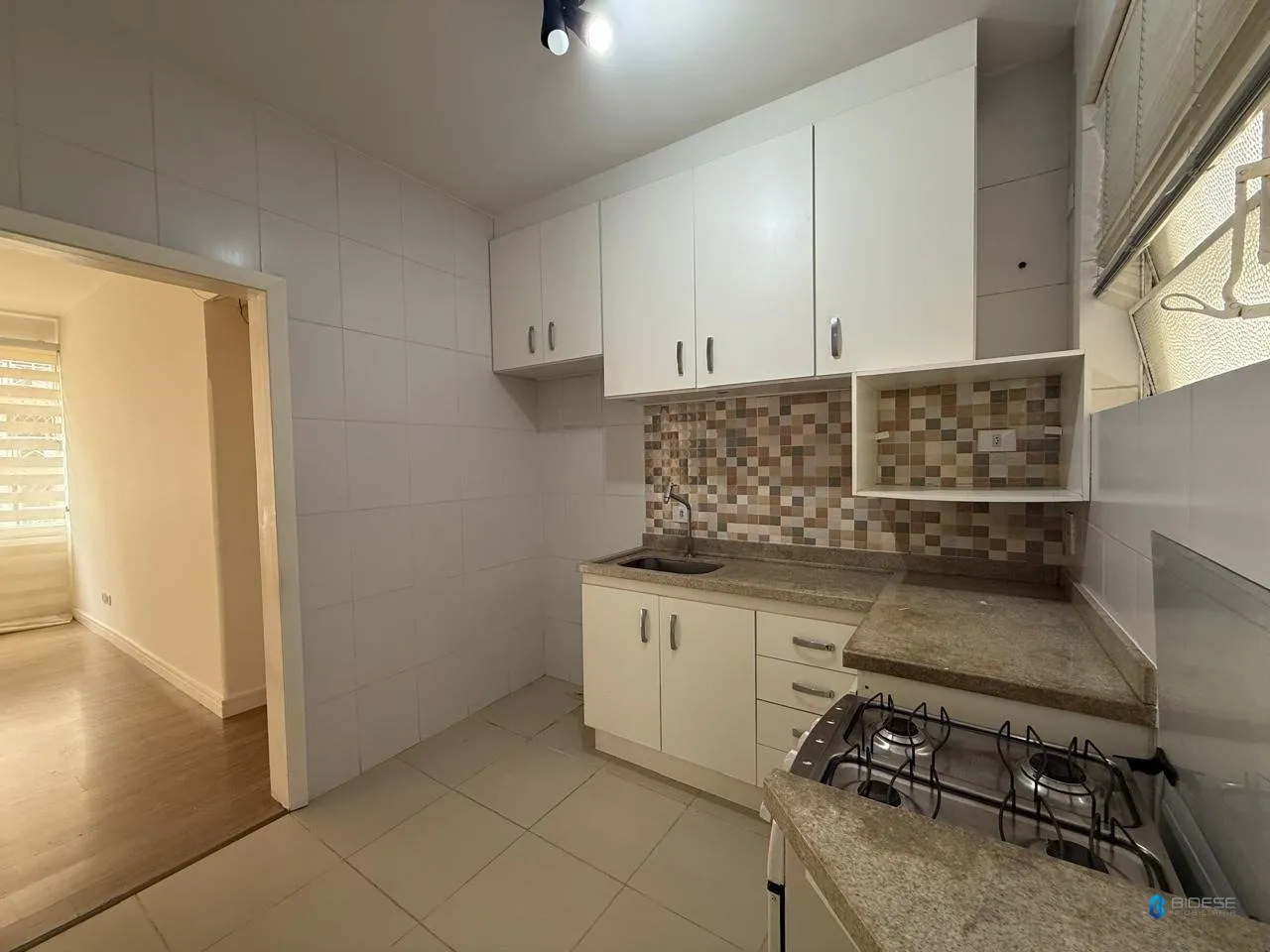 3-bedroom apartment with a washing machine — photo 6