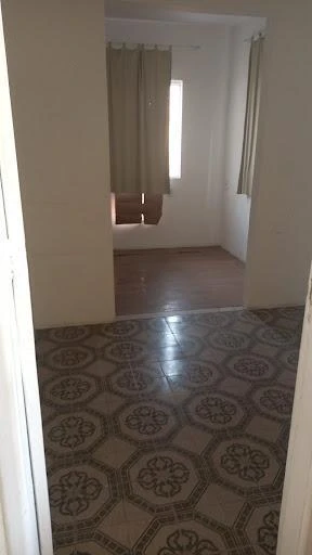 Будинок із 3 спальнями та робочим місцем — photo 2