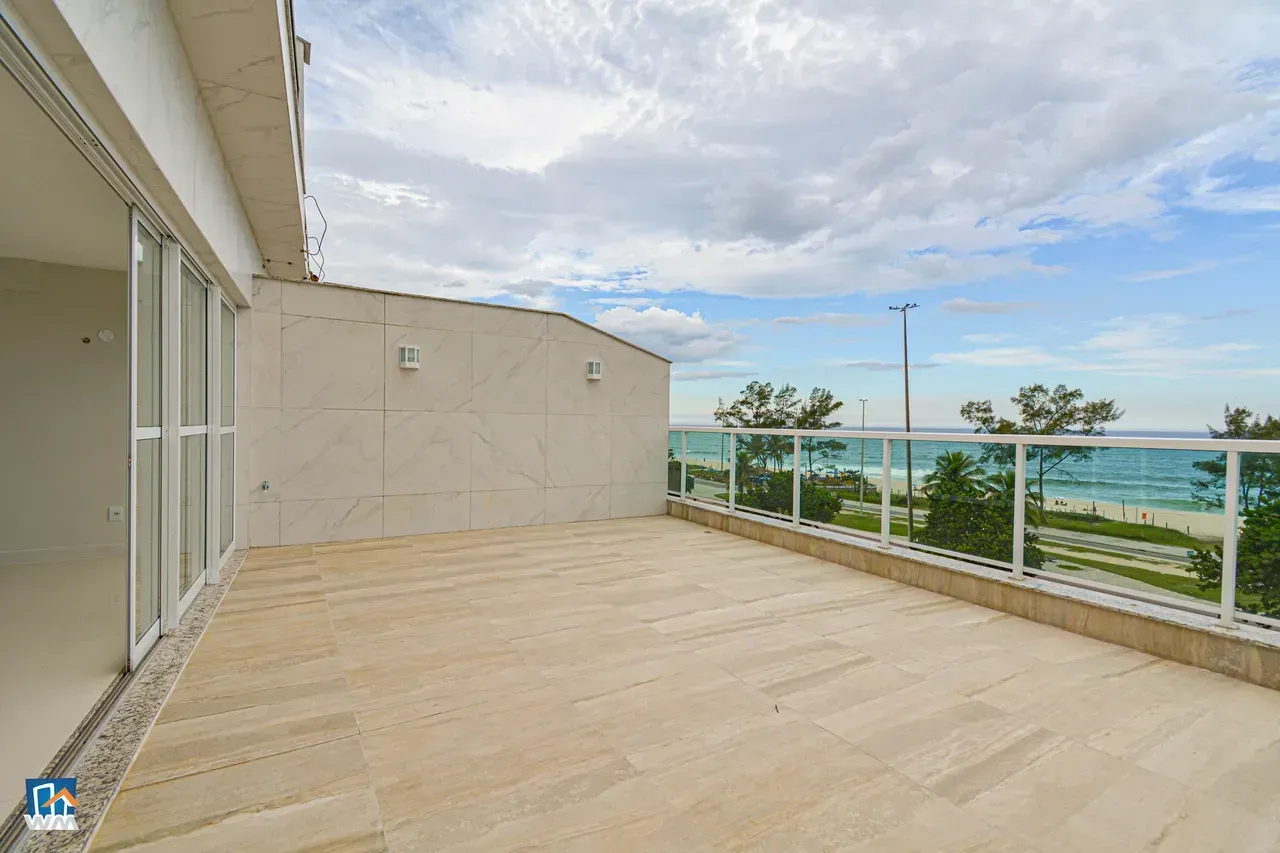 Duplex penthouse with 4 bedrooms and balcony — photo 4