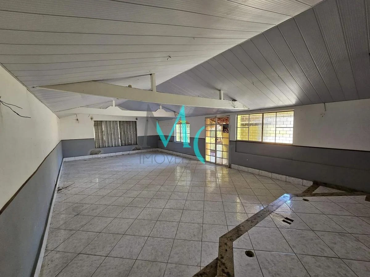 Casa ampla sem mobília com 720 m², 1 quarto e 4 banheiros — photo 5