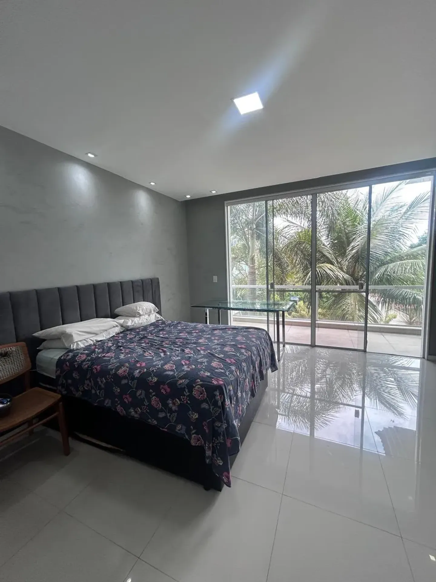 5-bedroom house with a walk-in closet in Rio de Janeiro — photo 23