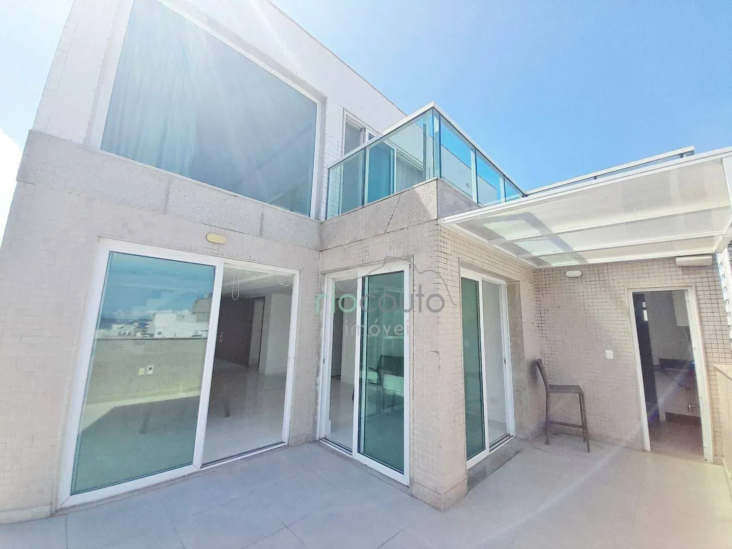 Apartment with 4 bedrooms and a balcony — photo 3