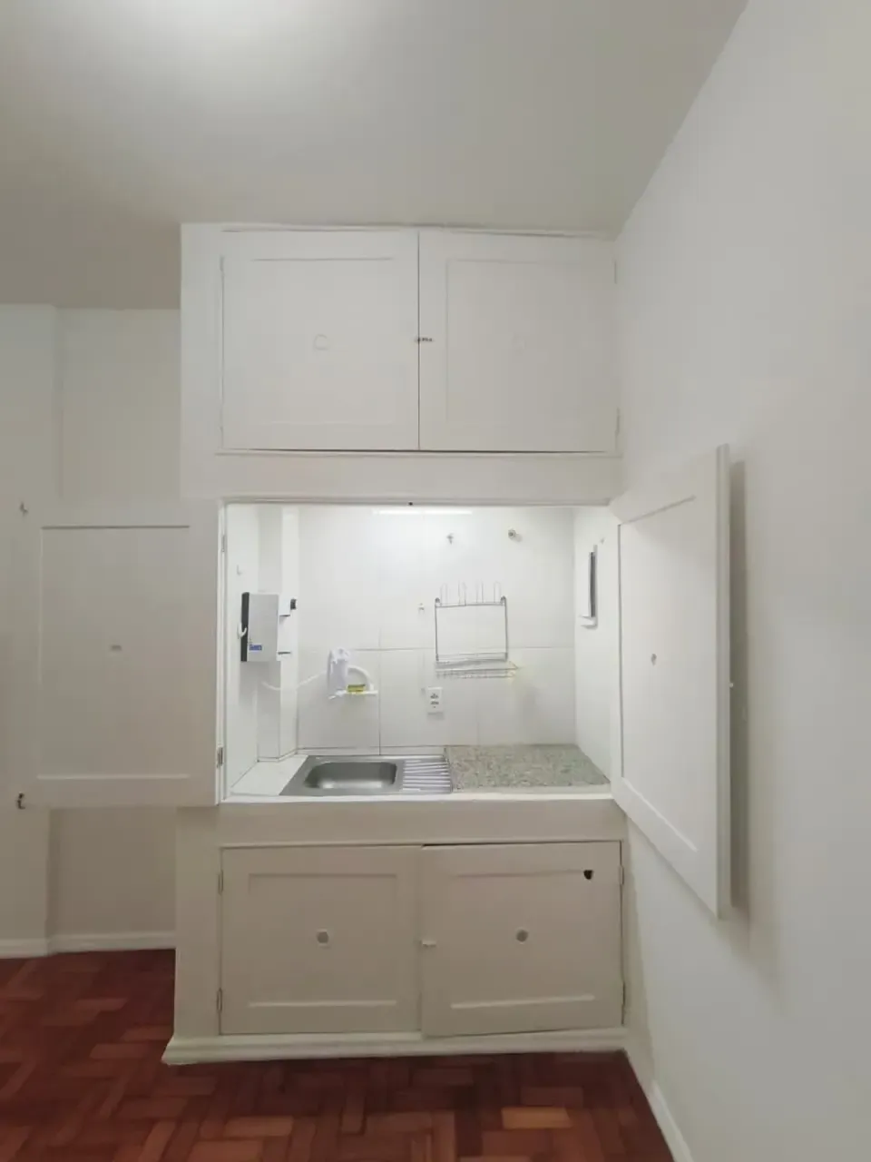 Unfurnished 25 m² studio with 1 bedroom