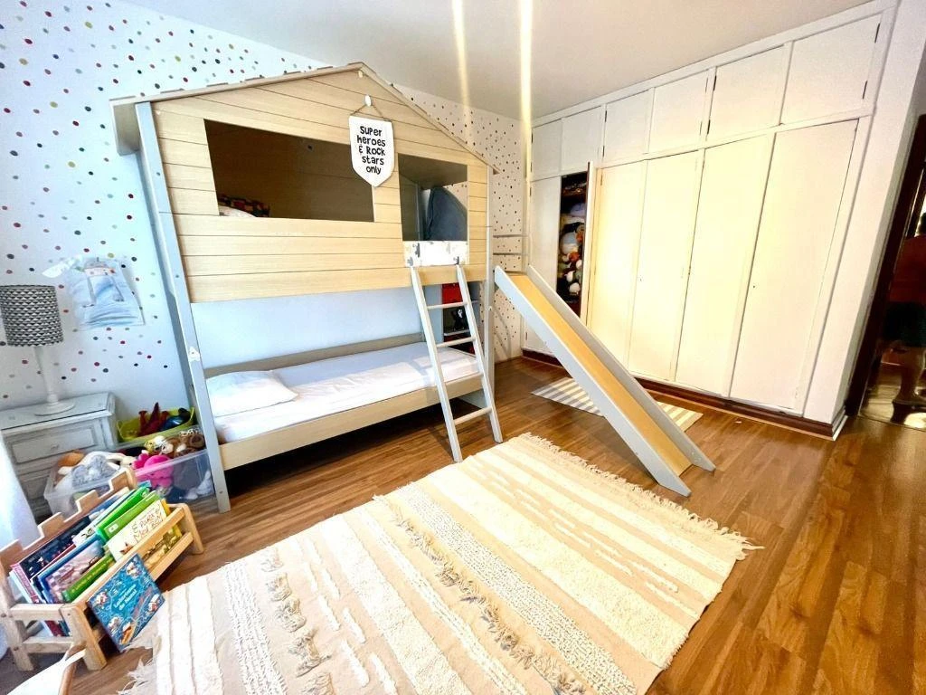 Duplex house with a closed kitchen and glass showers — photo 19