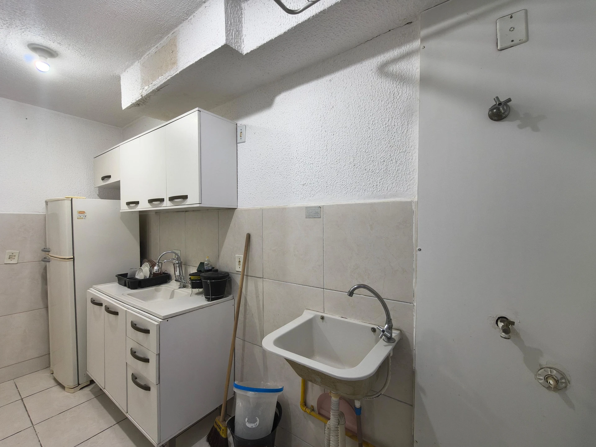 Квартира з 2 спальнями, 1 ванною і окремою кухнею — photo 23
