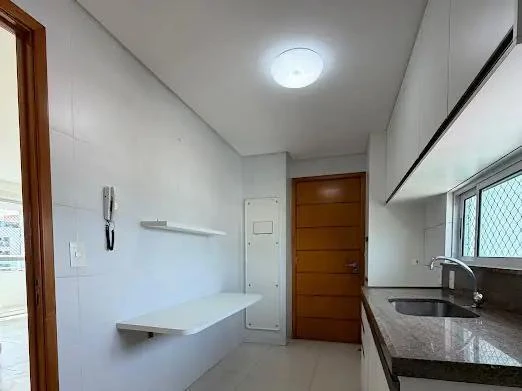 Apartamento de 3 quartos com vista para a água — photo 2