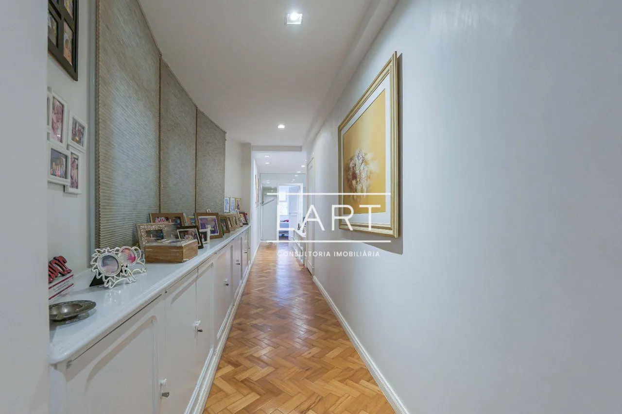 4-bedroom apartment with 453 m² and shared elevator — photo 19