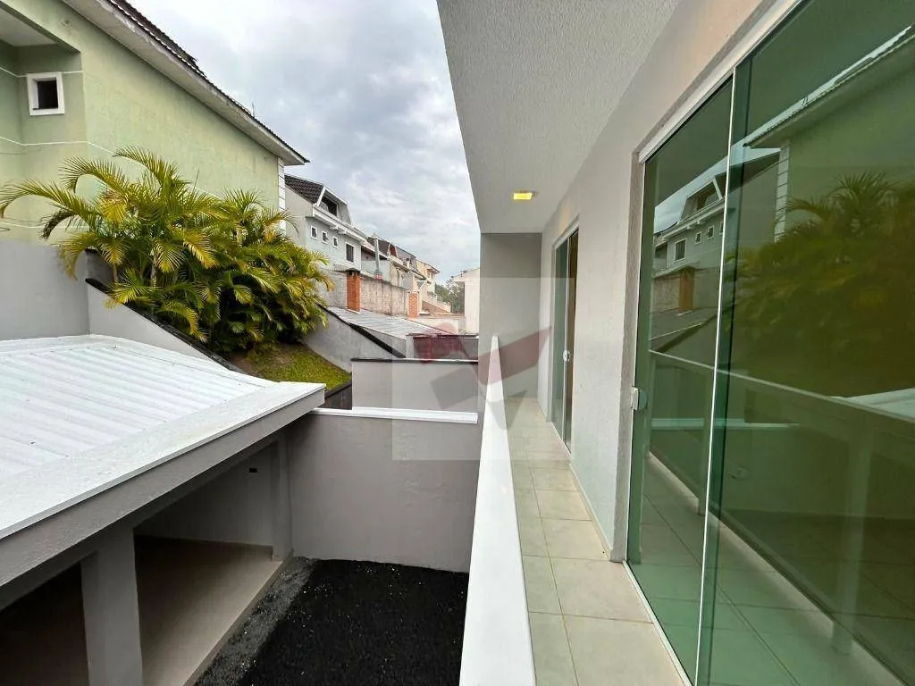 Rental house with 3 bedrooms and 4 bathrooms — photo 27
