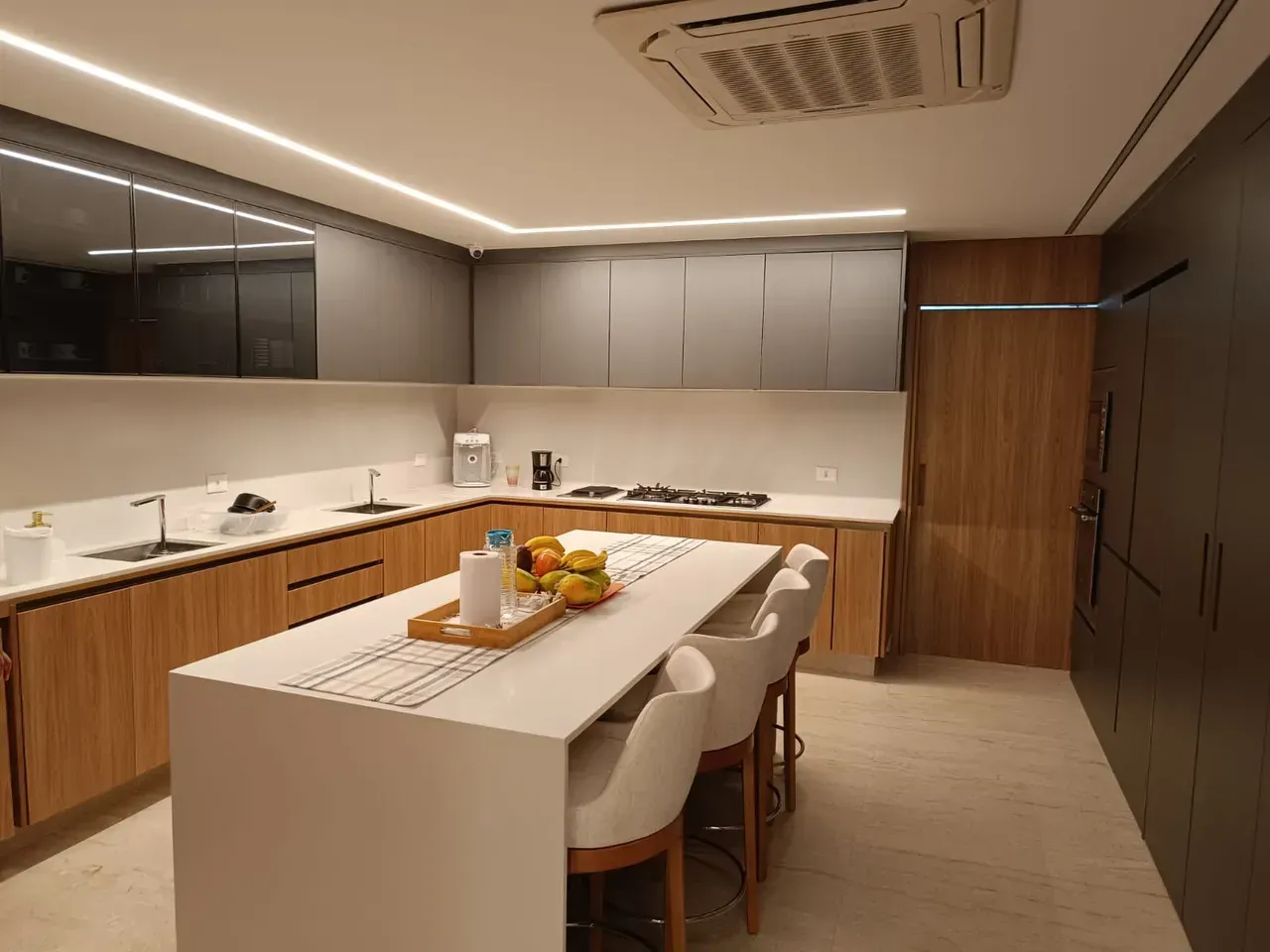 575 m² duplex with 4 bedrooms and 5 bathrooms — photo 8