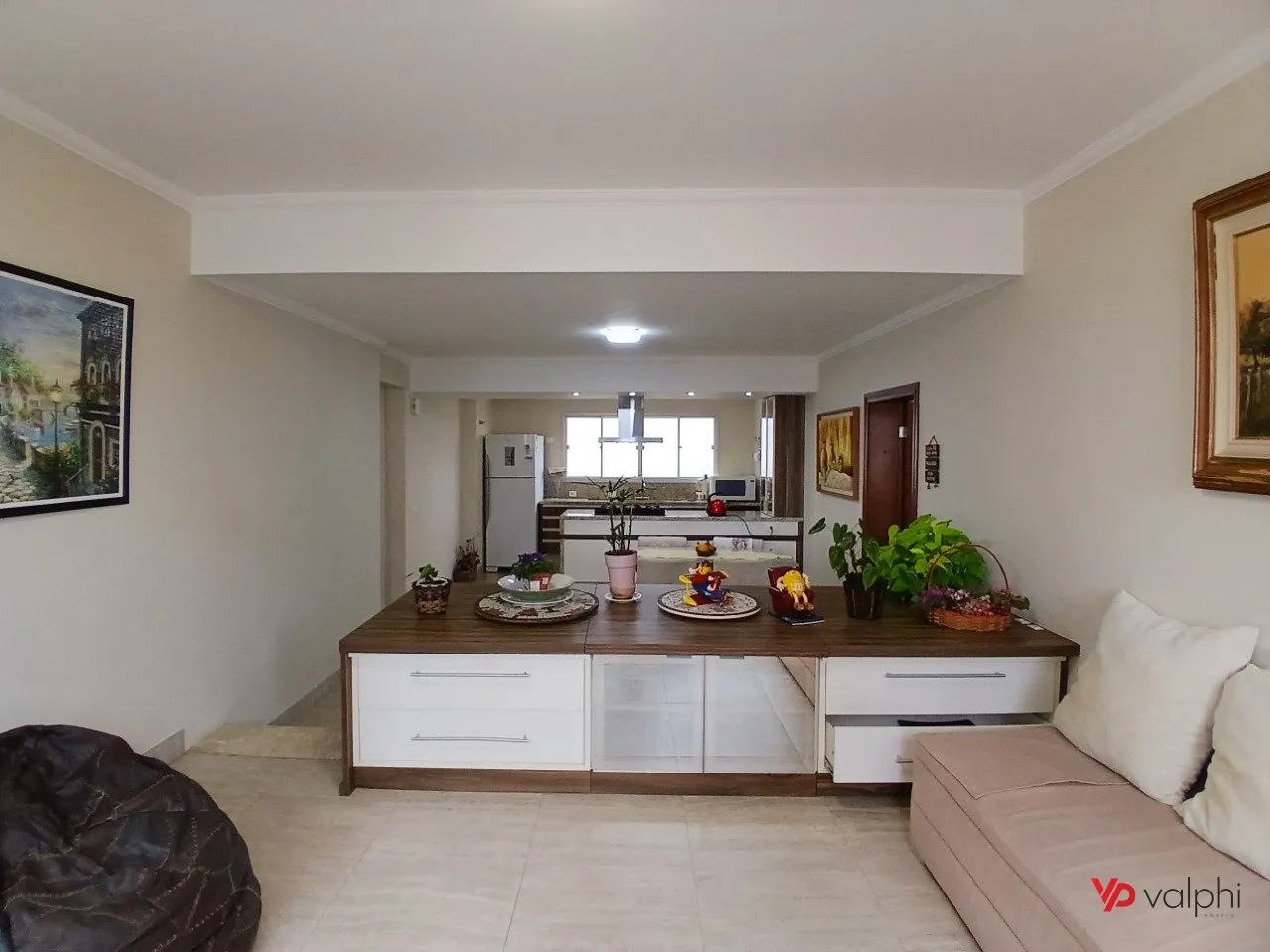 Apartment, 177 m², with a glass-enclosed balcony