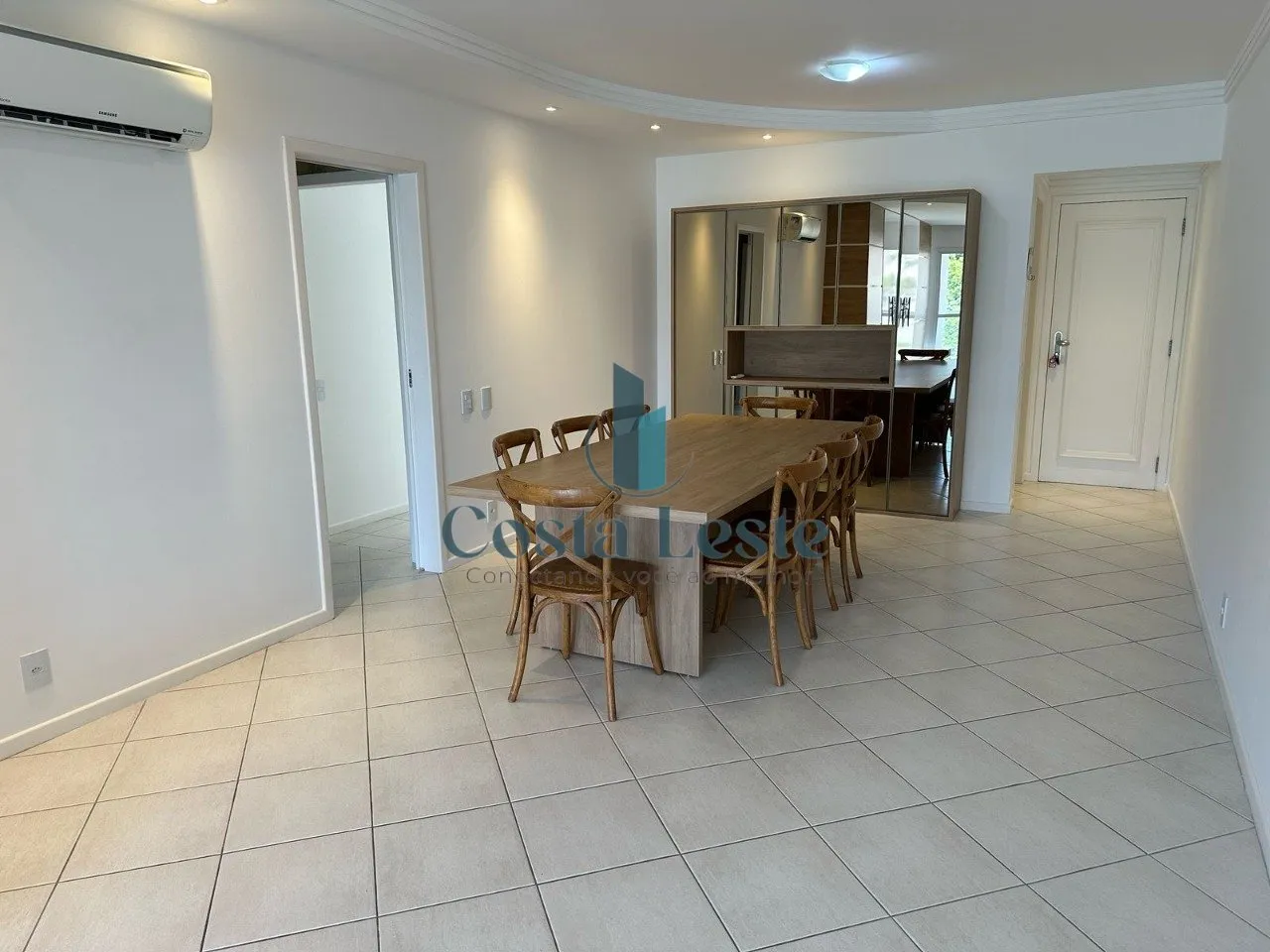 Apartment, 130 m², with a glass-enclosed balcony — photo 18