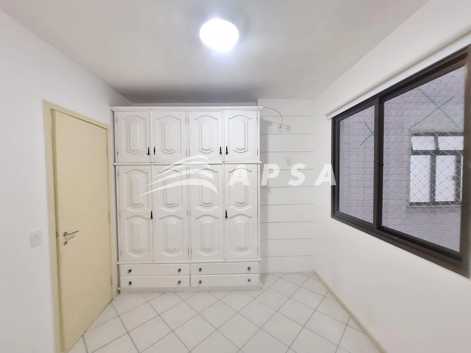 2-bedroom apartment with 75 m² and a balcony — photo 10