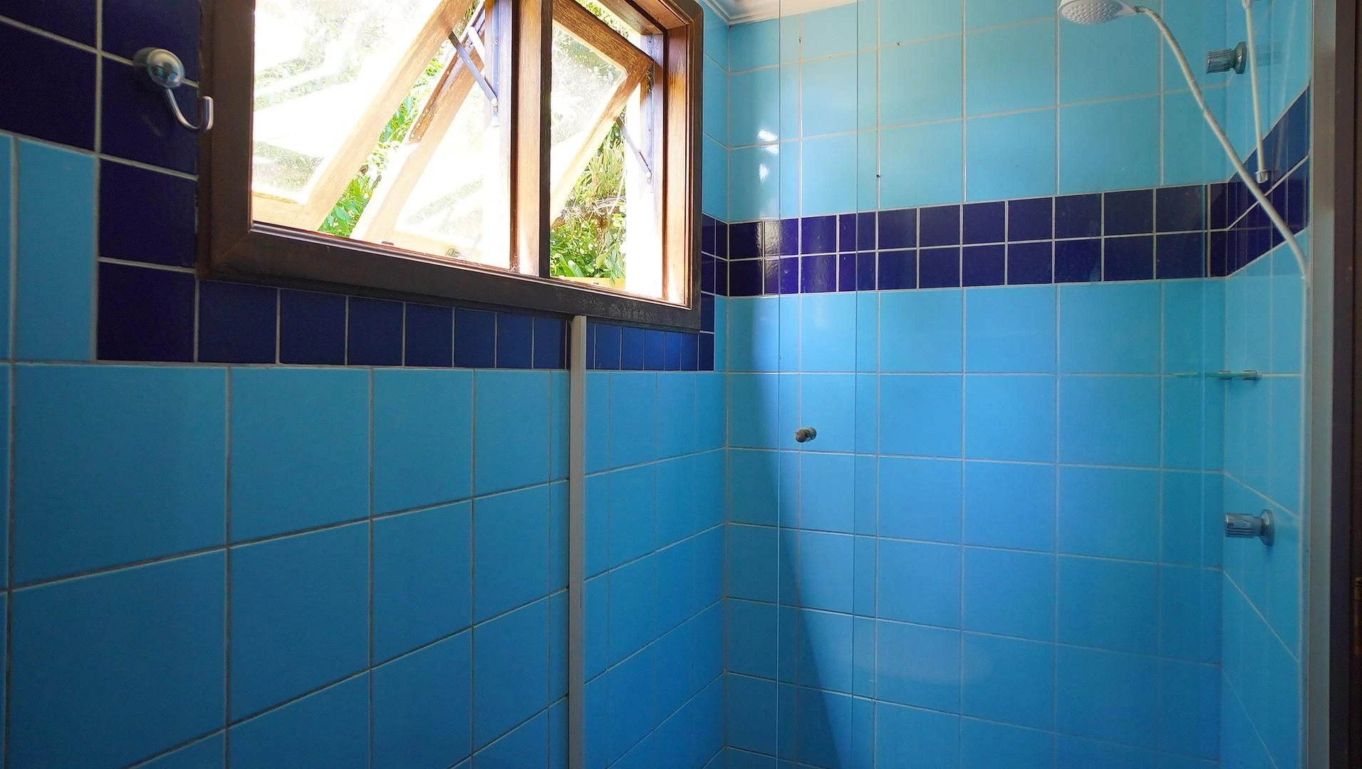 Панорамні вікна та 4 спальні: будинок 735 м² — photo 11