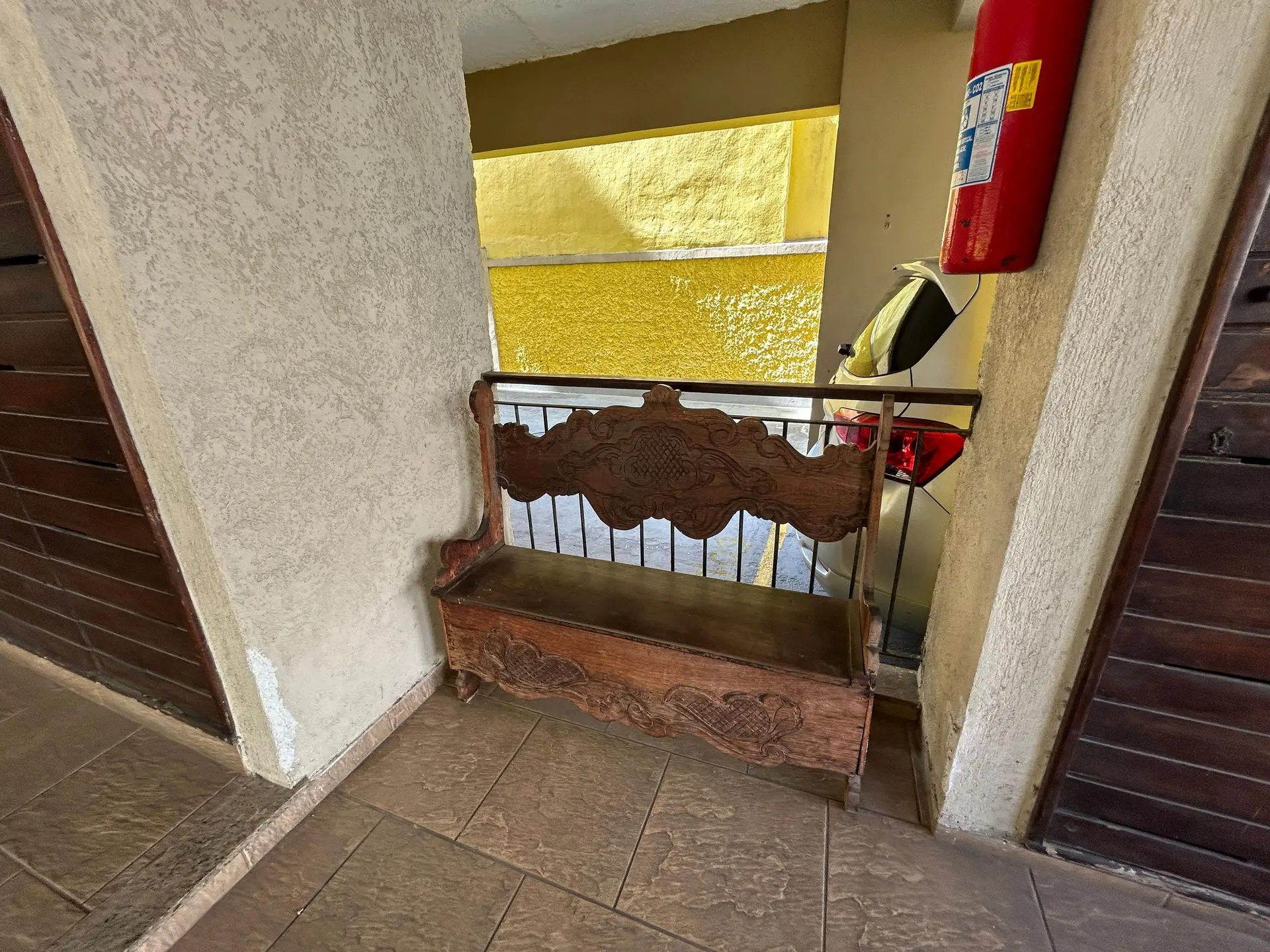 3-bedroom apartment in a building with a sauna — photo 51