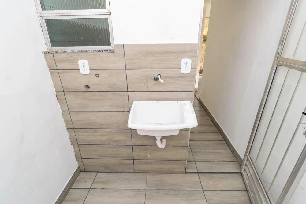 Casa sin muebles con 1 dormitorio y 1 baño