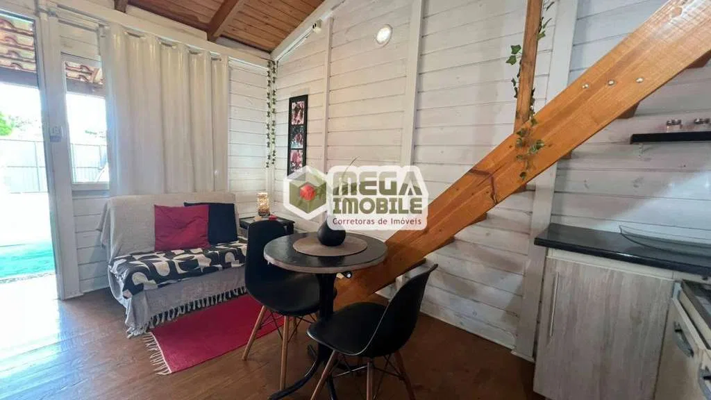 One-bedroom house with a home office in Florianópolis — photo 19