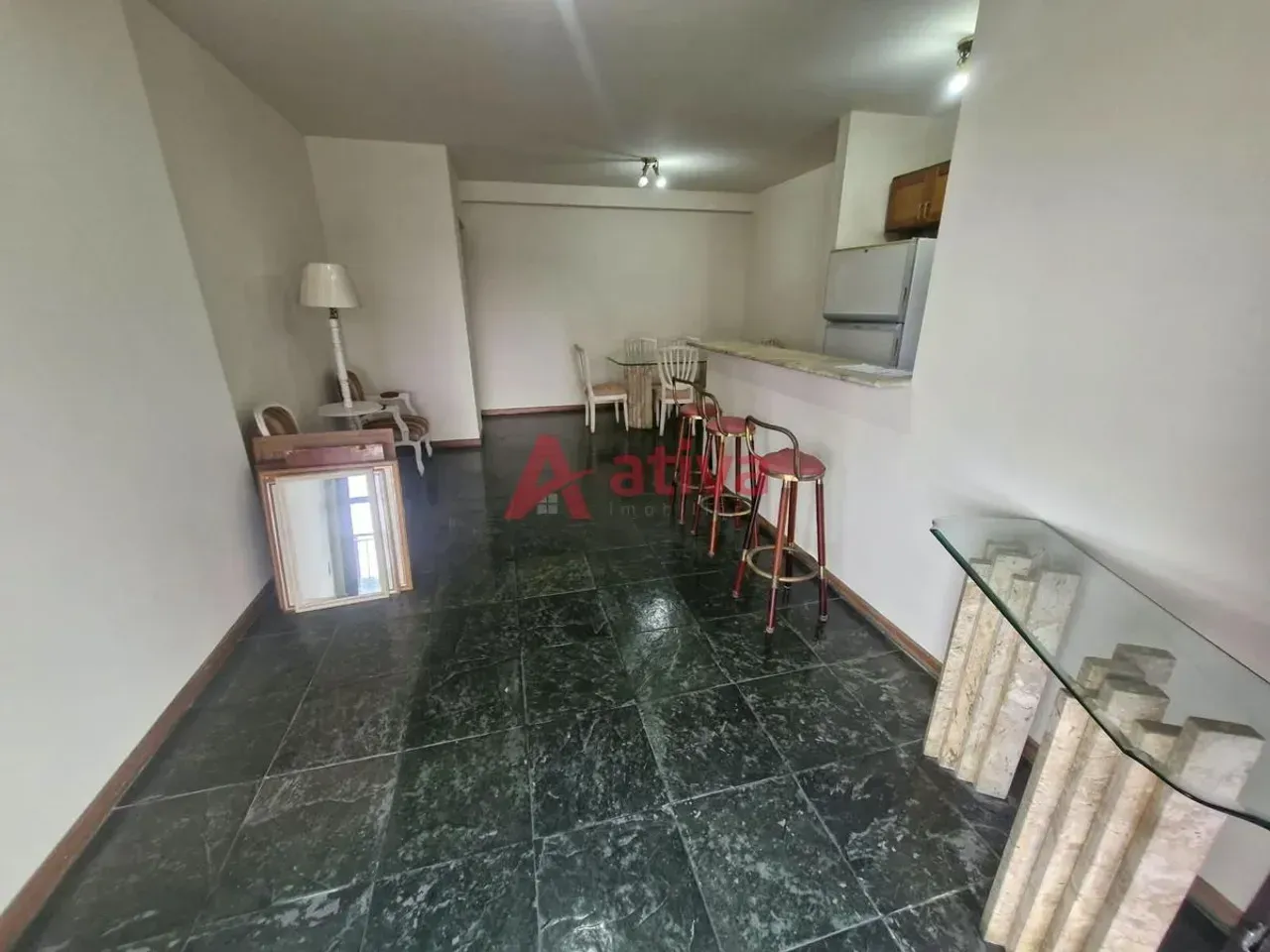 Furnished 2-bedroom apartment with a balcony — photo 7