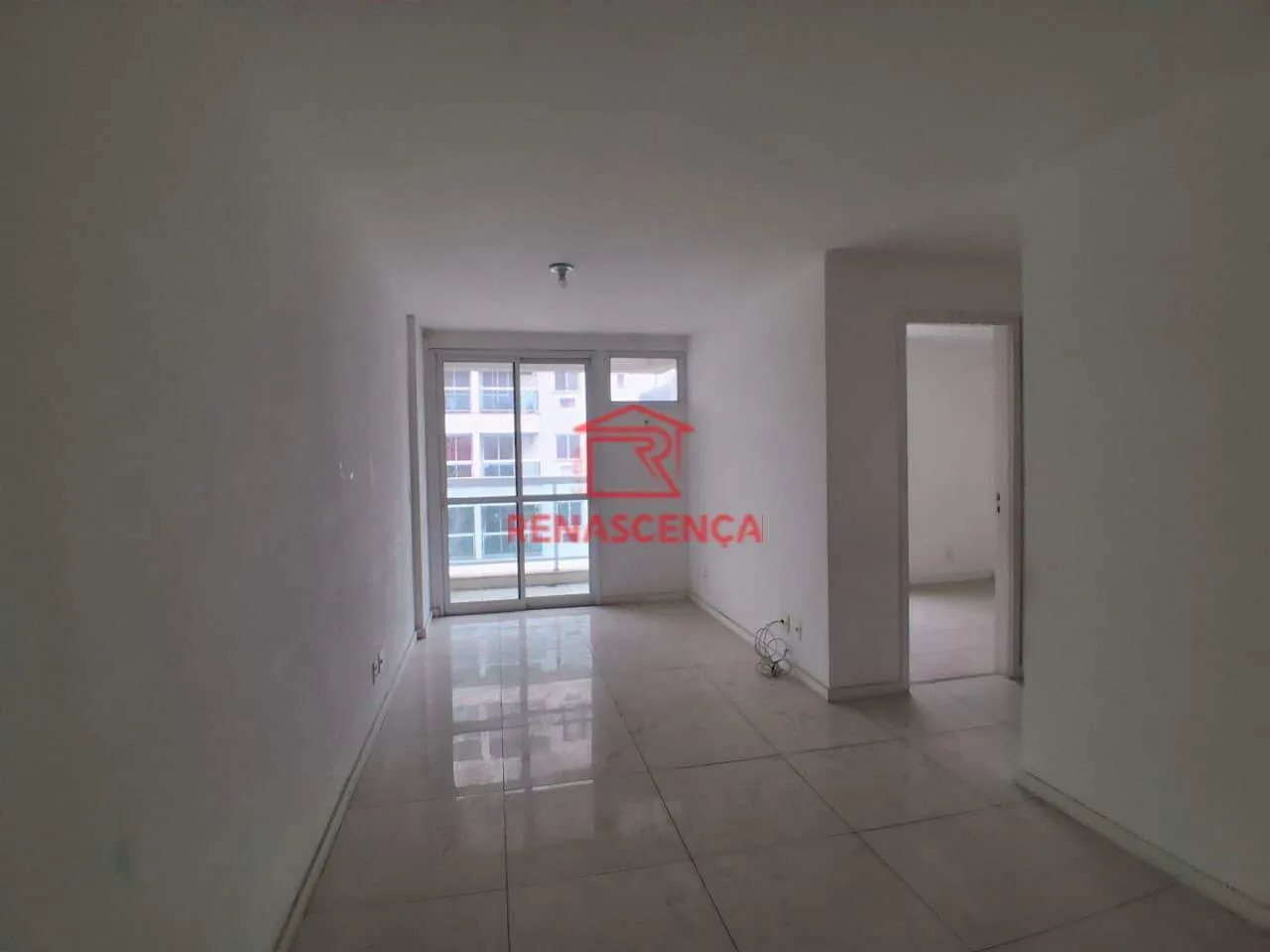 Apartamento de 2 dormitorios con vistas a la ciudad y montañas — photo 12