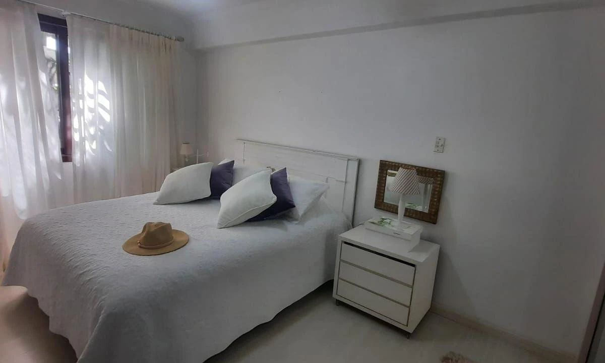 340 m² house with a water view and floor-to-ceiling windows — photo 25