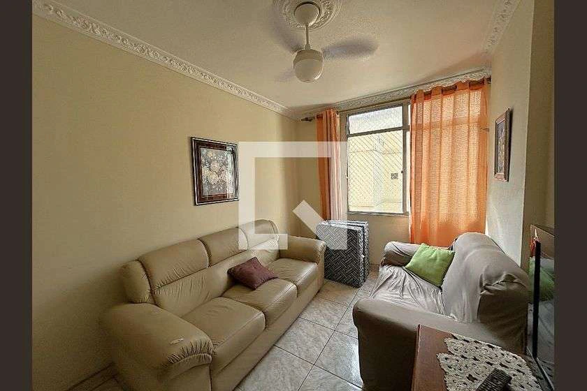 Furnished 2-bedroom rental apartment with gas stove kitchen