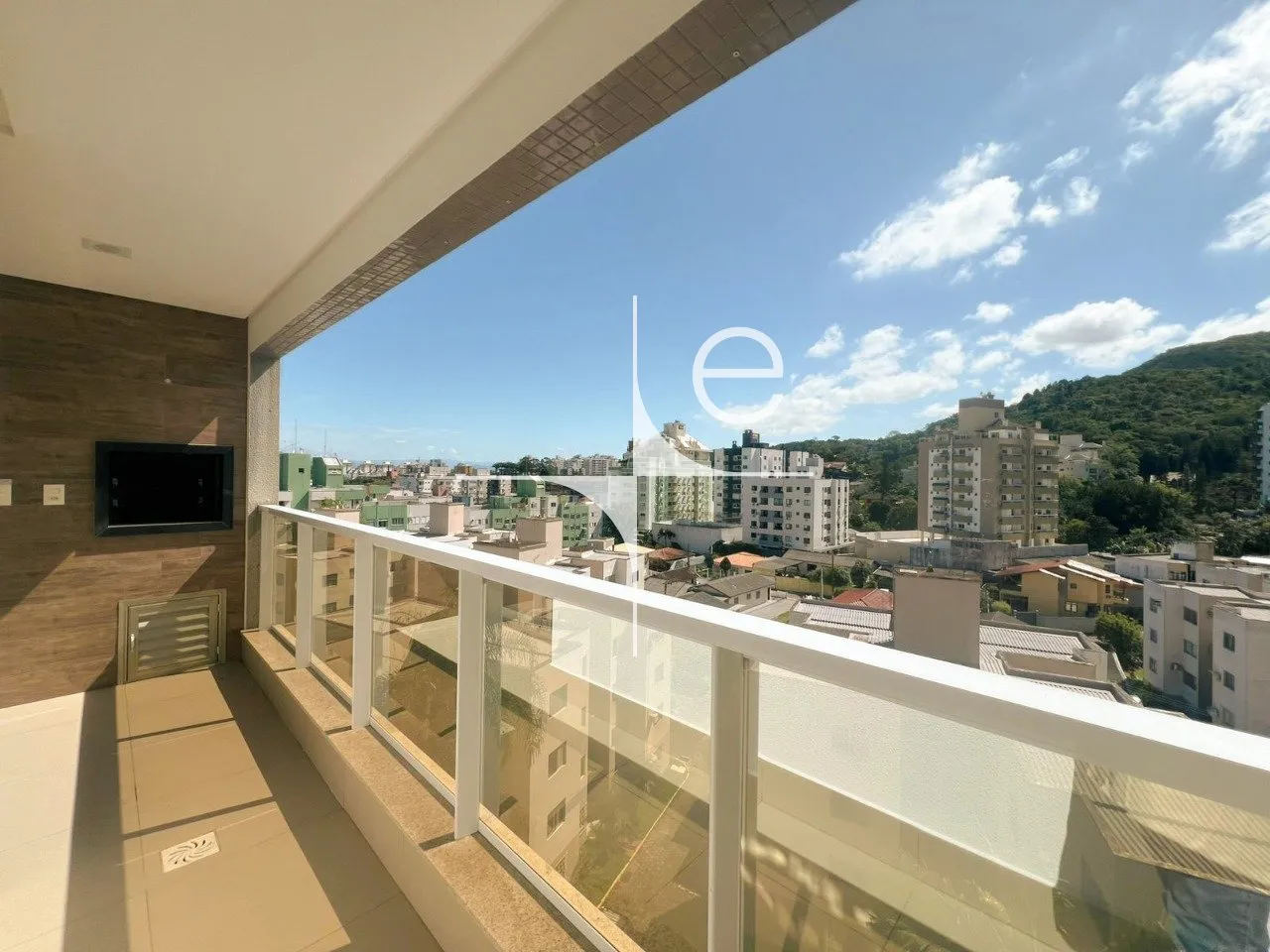 Apartamento de 2 dormitorios con 1 suite, 76 m² y 5º piso — photo 4