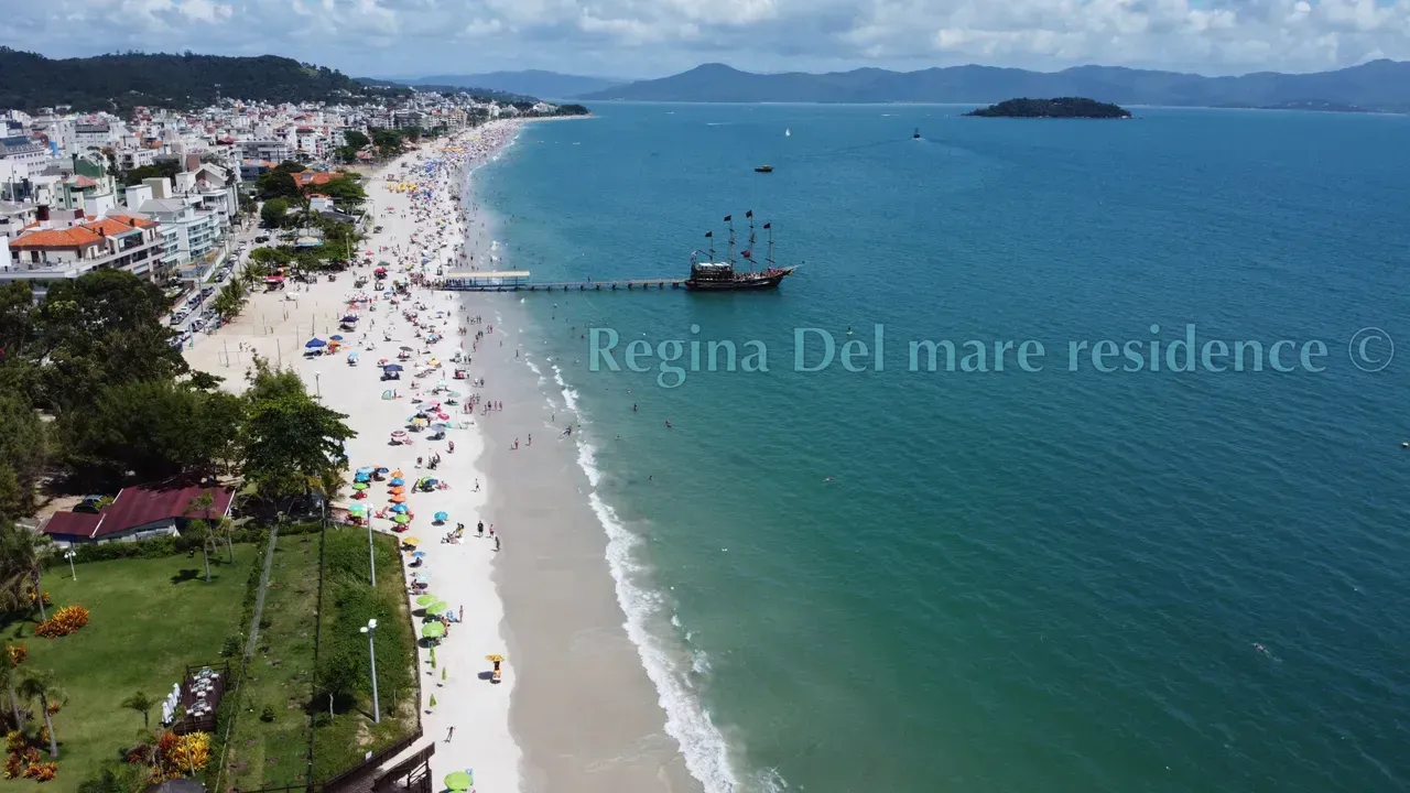 Furnished apartment, 65 m², with a water view — photo 6