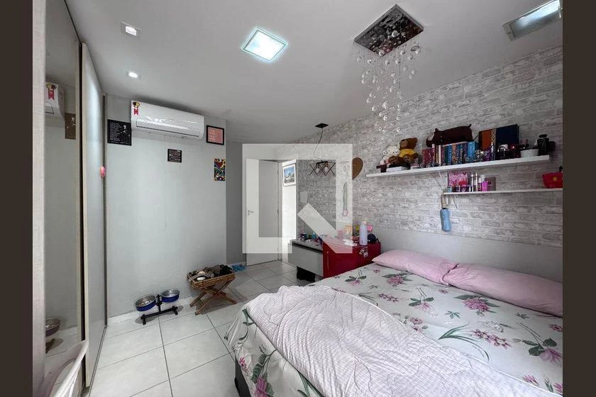 Furnished 360 m² apartment with 3 en-suite bedrooms — photo 17