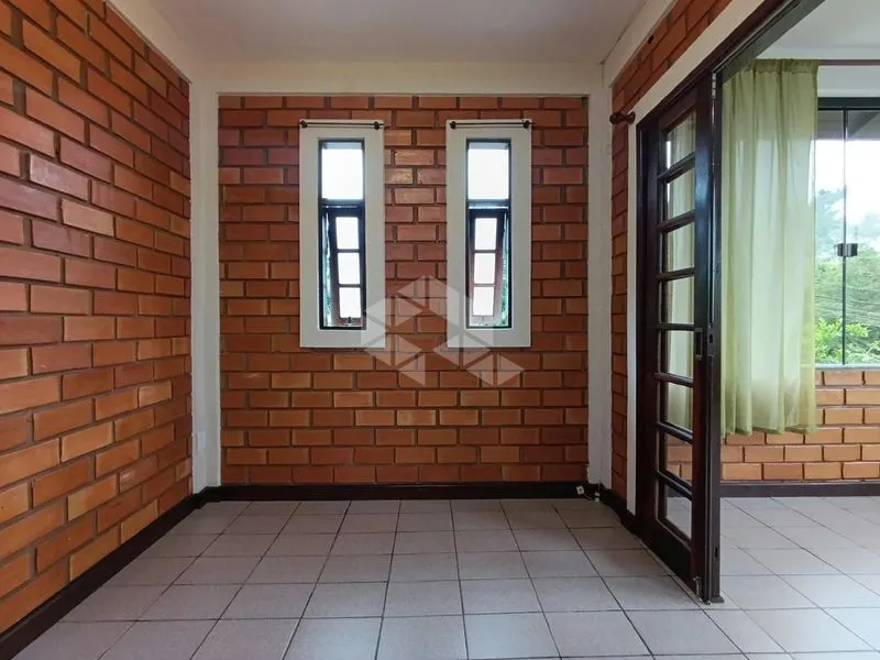 3-bedroom house with a garden — photo 17