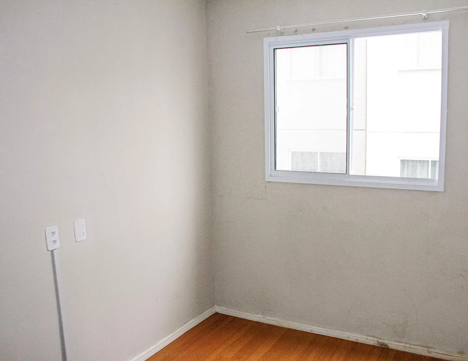 Apartment with 2 bedrooms and pool in the building — photo 11