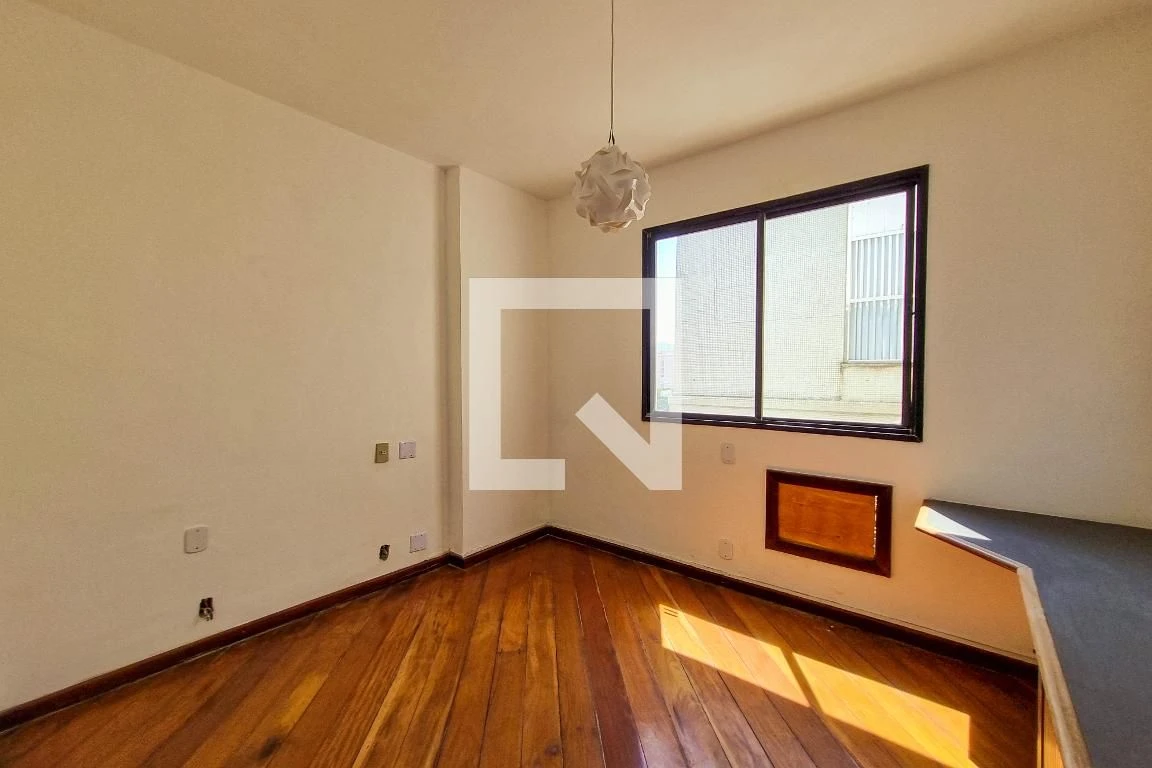 Home office in a 5-bedroom apartment, 127 m² — photo 14