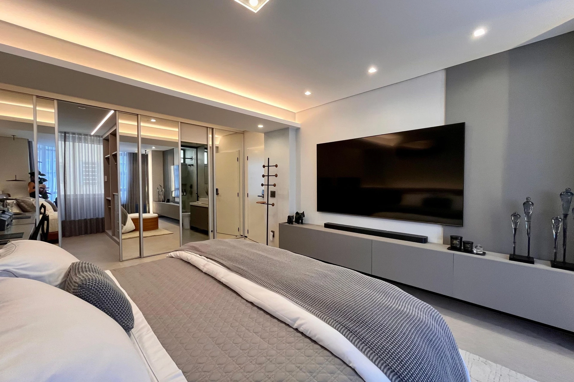 Квартира 150 м² з панорамними вікнами та гардеробною — photo 13