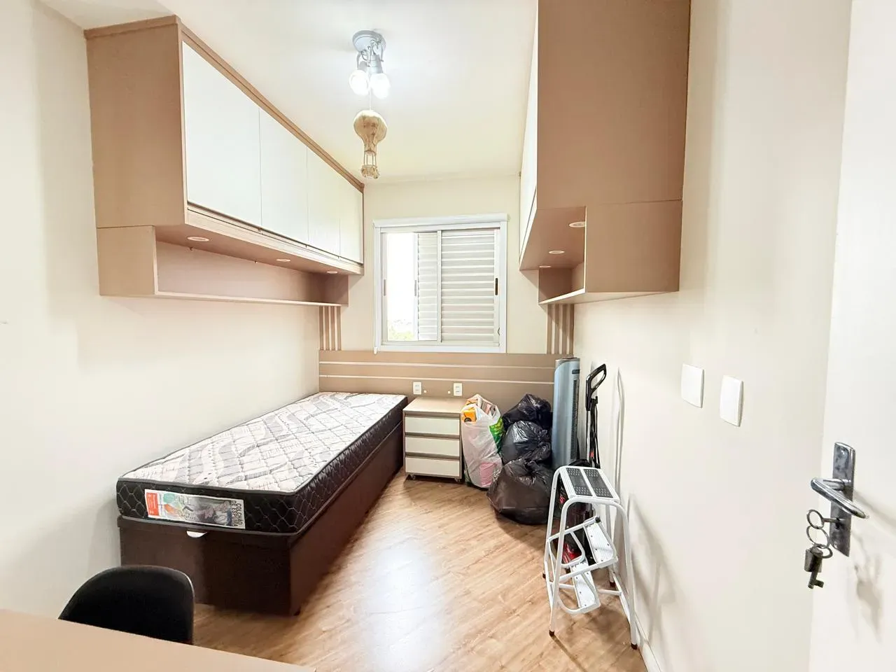 2-bedroom apartment with a washing machine in Curitiba — photo 27