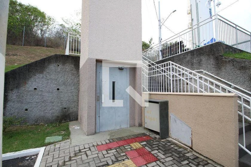 Home office in a 2-bedroom apartment, 43 m² — photo 29