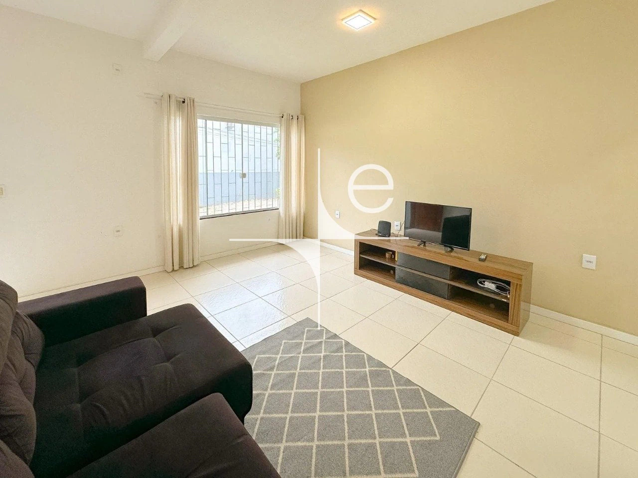 Home office in a 2-bedroom house, 110 m² — photo 13