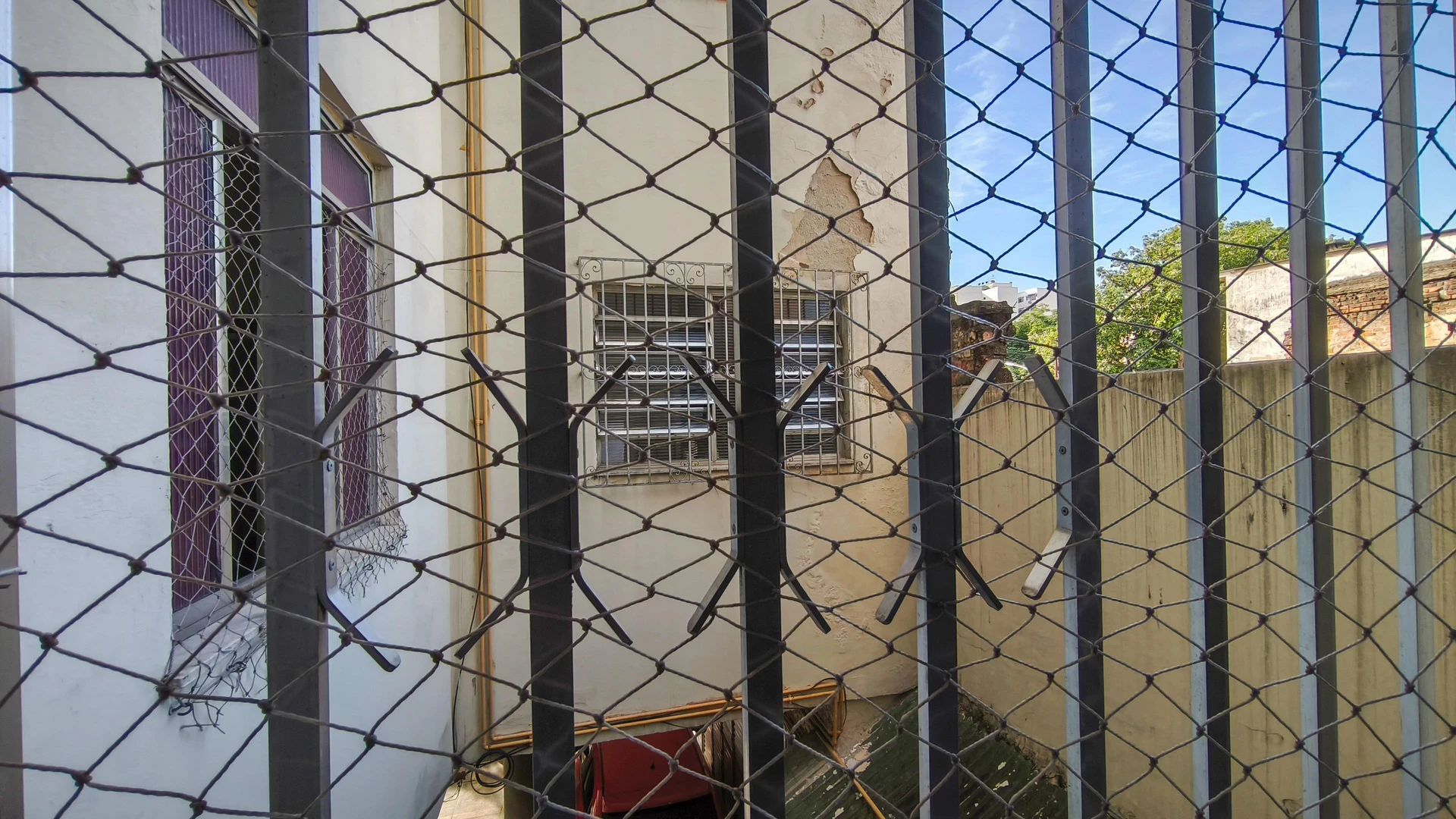 Apartamento de 3 quartos com cozinha separada e 2 banheiros — photo 40