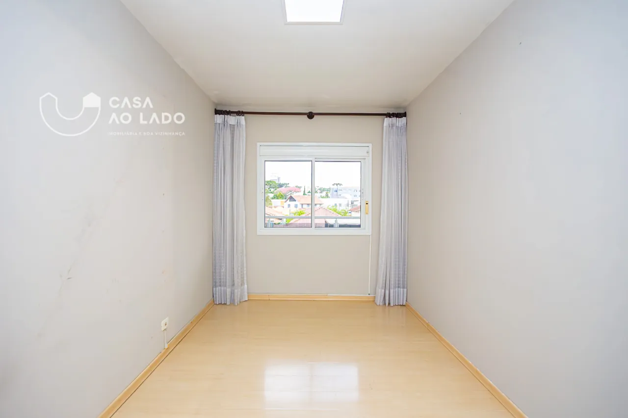 House with 4 bedrooms and 4 bathrooms, 315 m² — photo 18