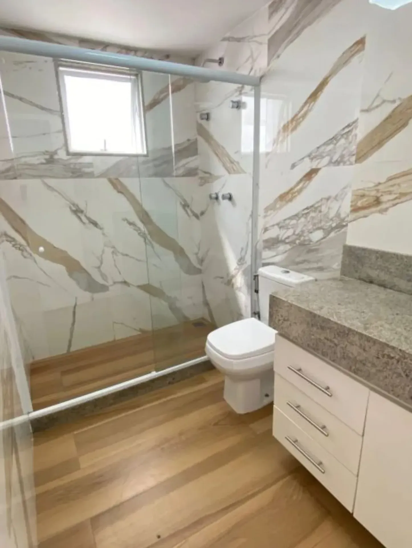 Duplex com 4 quartos, cozinha aberta a gás e 340 m² — photo 28